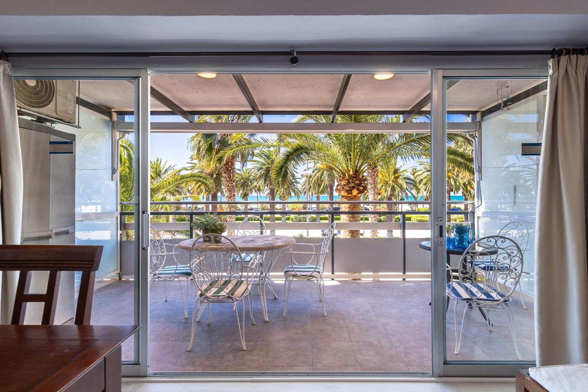 Uhc Rodas Apartments Salou Quarto foto